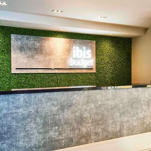 2* Отель Ibis Budget Emerald